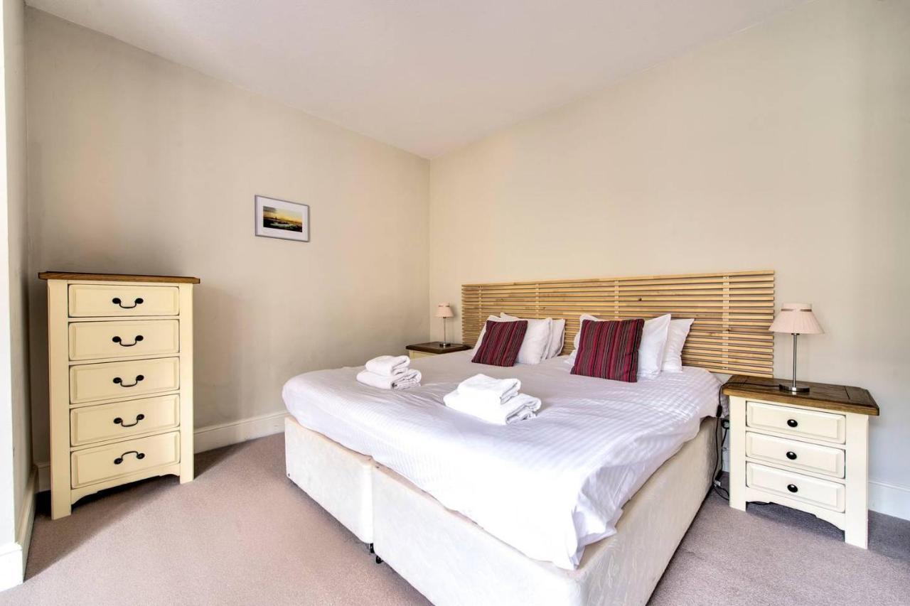 Joivy Bright 1 Bed Flat, Close To Princess Street Edinburgh Eksteriør billede